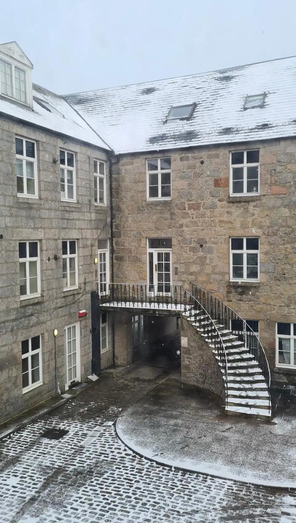 Central, 2 Bed Town House With Free Parking By Lains Lettings Aberdeen